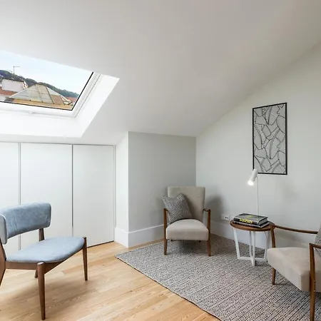 Lx4u - Baixa Douradores Apartamento *